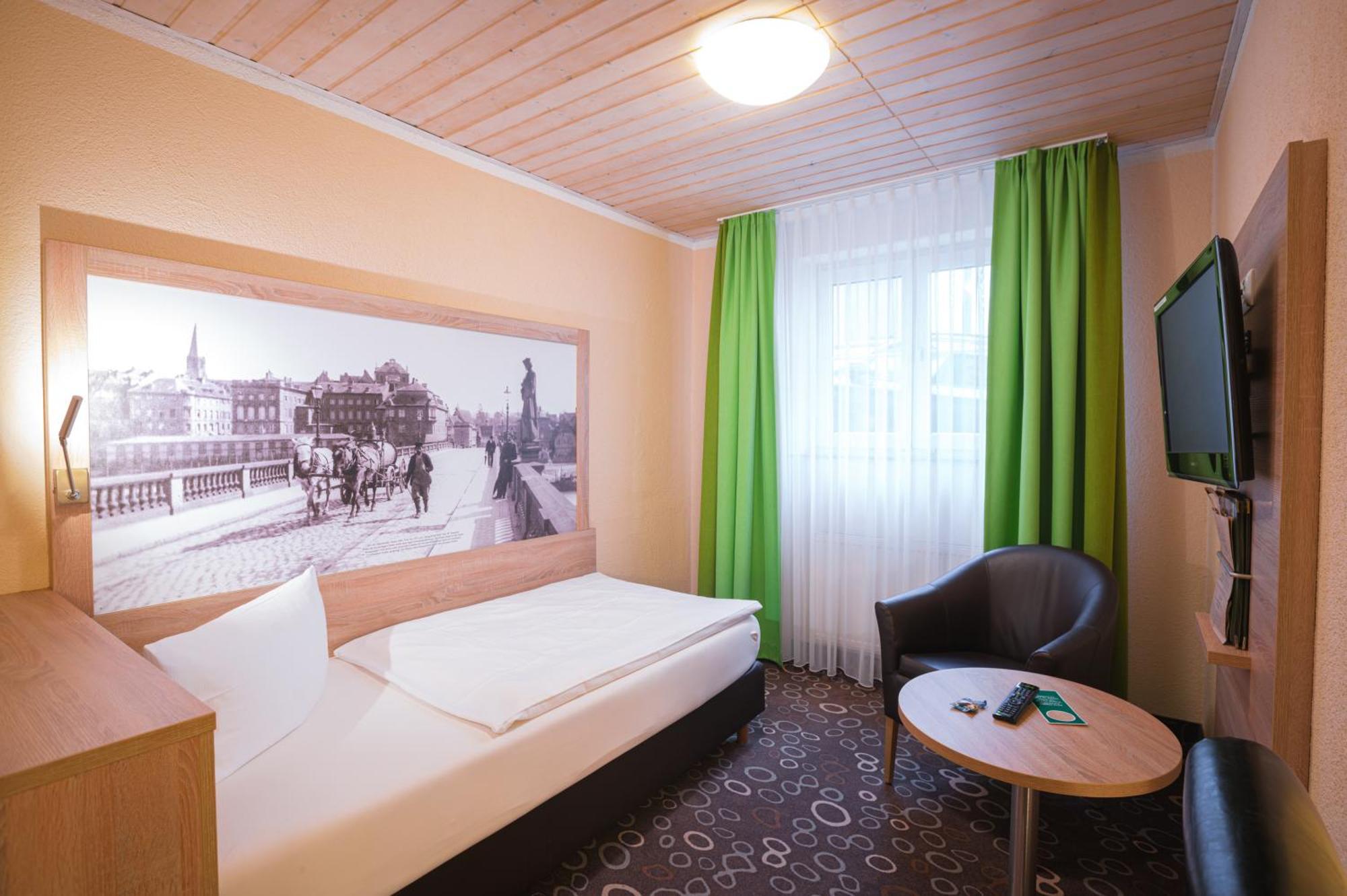 Hotel Wilder Mann Aschaffenburg Exterior photo