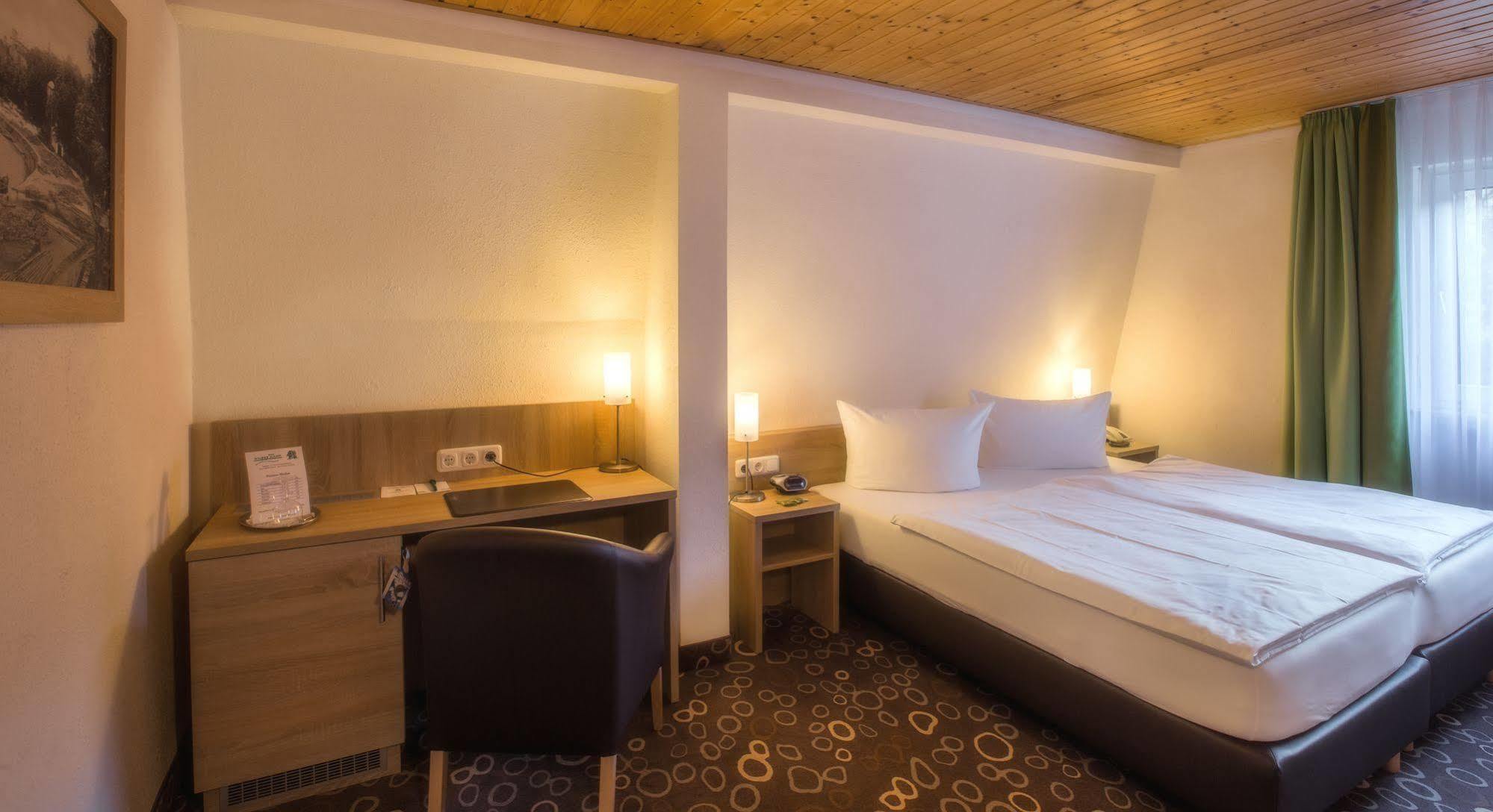 Hotel Wilder Mann Aschaffenburg Exterior photo